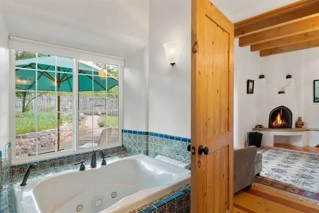 Ev (El Torreon - Exclusive Luxury Home, N)