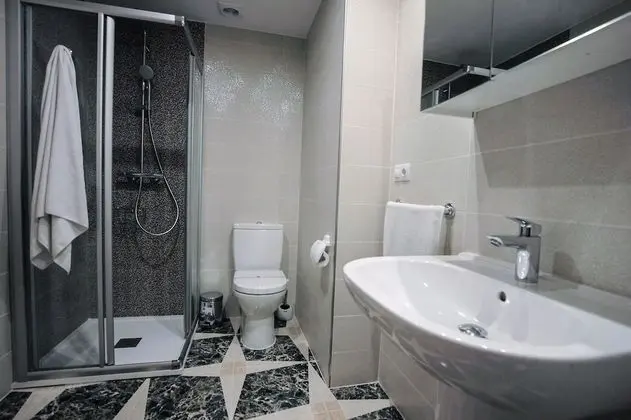 Tek Büyük Yataklı Oda