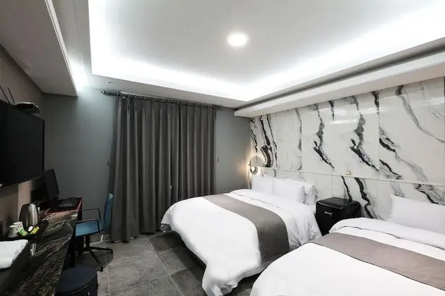 Deluxe İki Ayrı Yataklı Oda