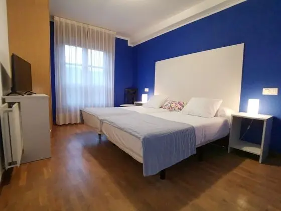 Tek Büyük veya İki Ayrı Yataklı Oda