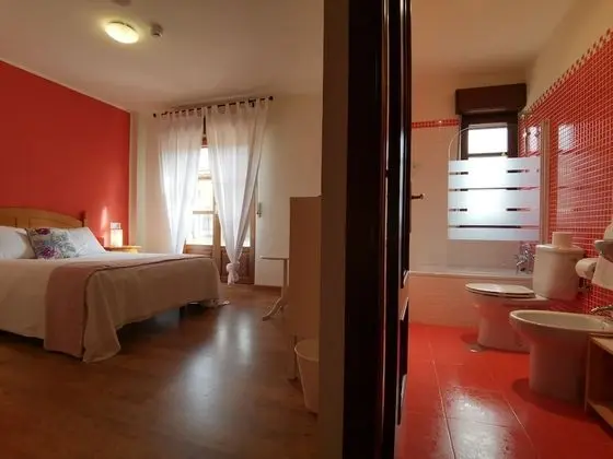 Tek Büyük veya İki Ayrı Yataklı Oda
