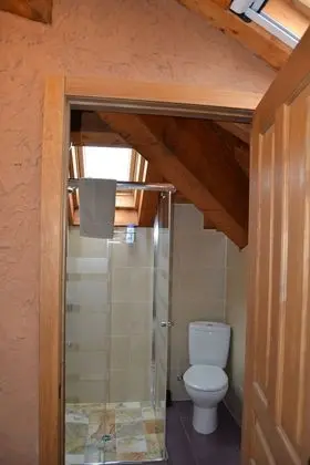 İki Ayrı Yataklı Oda, Dağ Manzaralı