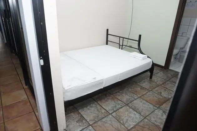 Basic Tek Büyük Yataklı Oda