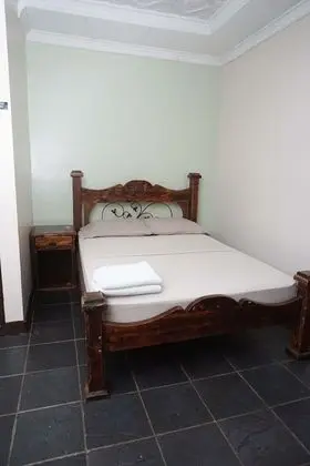 Basic Tek Büyük Yataklı Oda