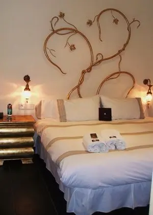 Tek Büyük Yataklı Oda, Bahçe Manzaralı