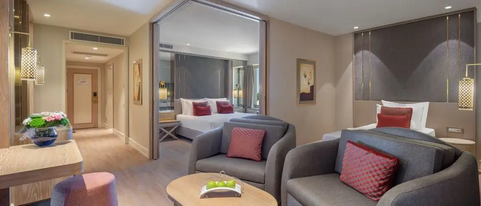 https://images.etstur.com/imgproxy/resize/2560x1440/files/images/hotelImages/etsrooms/119/Ela_Excellence_Resort_Belek_20241230164022_0.jpg