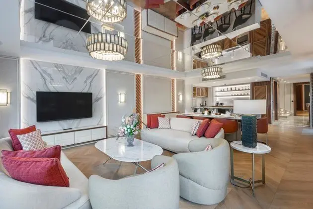 https://images.etstur.com/imgproxy/resize/2560x1440/files/images/hotelImages/etsrooms/119/Ela_Excellence_Resort_Belek_20241230174011_2.jpg