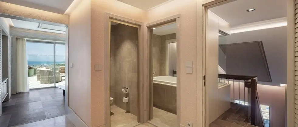 Excellency Suite