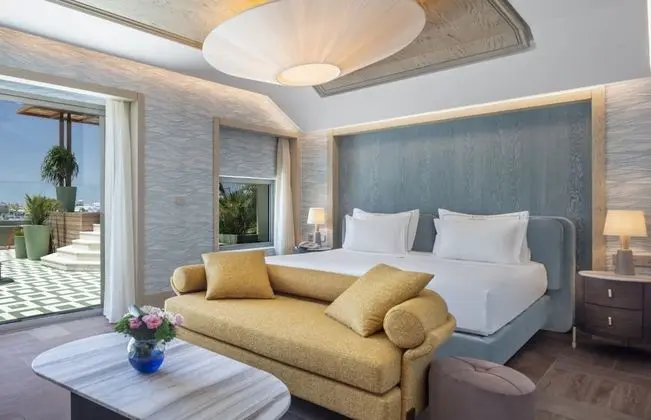 Excellency Suite