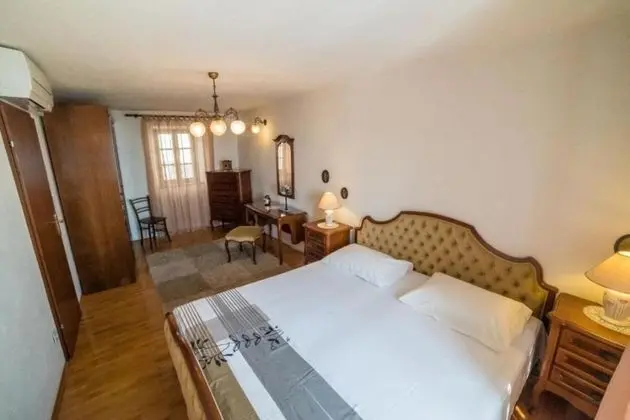 Apart Daire (Ela - first row to the Sea - A1 velik)