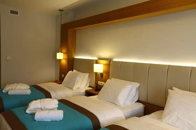 Triple, Şehir Manzaralı