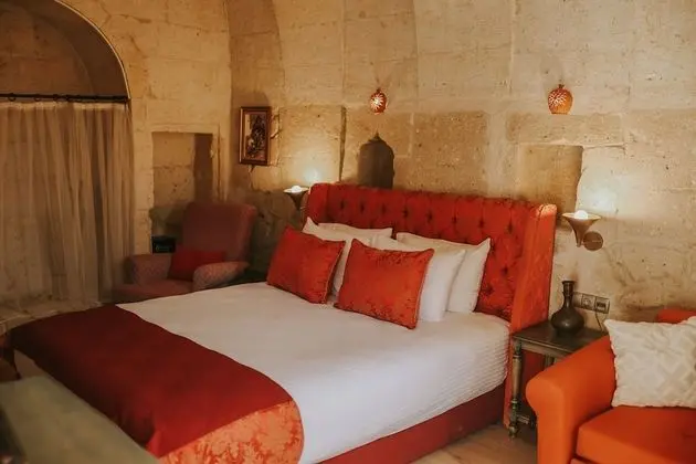 Romantic Tek Büyük veya İki Ayrı Yataklı Oda