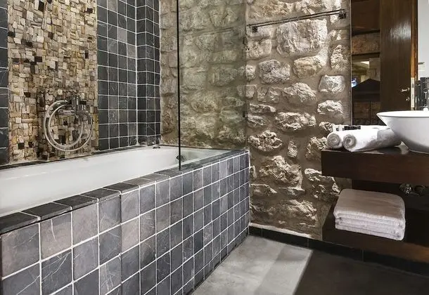Premium Süit, Jakuzi