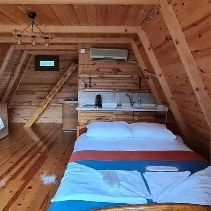 Family Bungalov, 2 Yatak Odası, Bahçe Manzaralı, Yamaçta