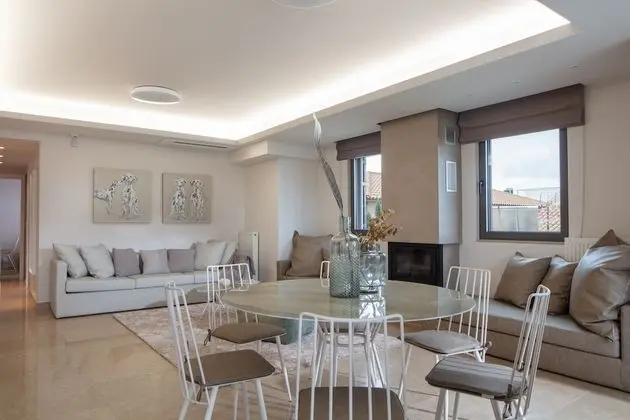 Mint - Elaia Luxury 2nd Floor City Center Apartment