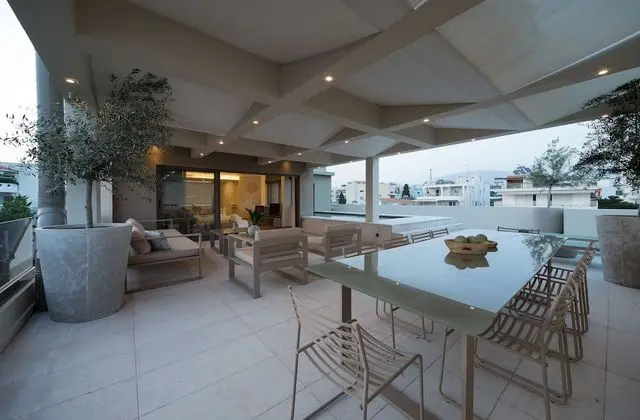Olive - Top Floor Apartment