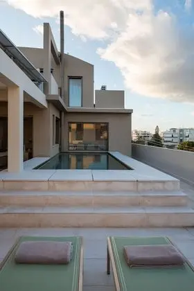 Olive - Top Floor Apartment