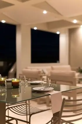 Olive - Top Floor Apartment