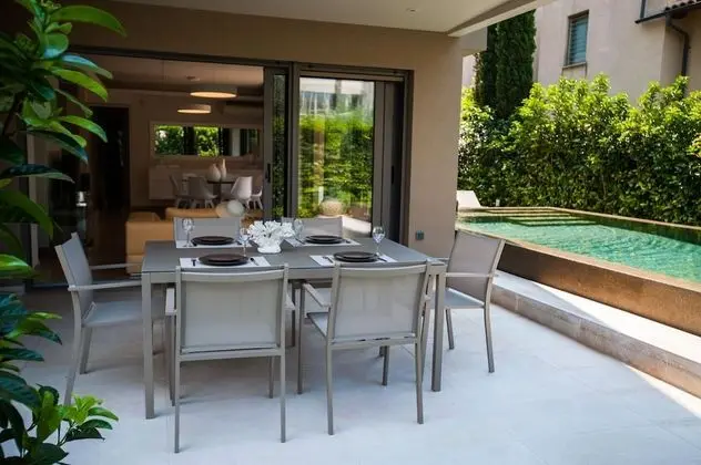 Oregano - Elaia Luxury Ground Floor Apartment with Private Pool and Gym