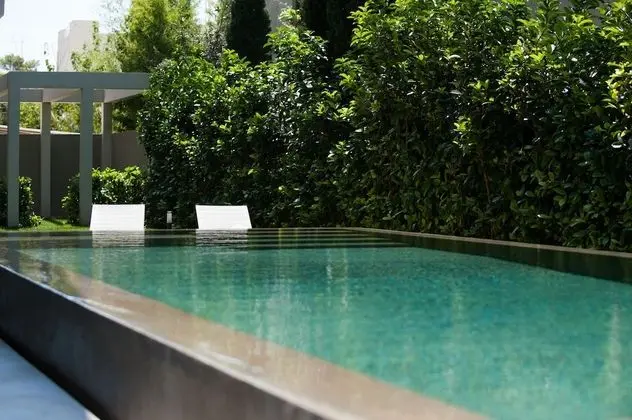Oregano - Elaia Luxury Ground Floor Apartment with Private Pool and Gym