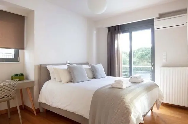 Daphne - Elaia Luxury 2nd Floor City Center Condo