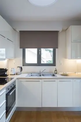 Daphne - Elaia Luxury 2nd Floor City Center Condo