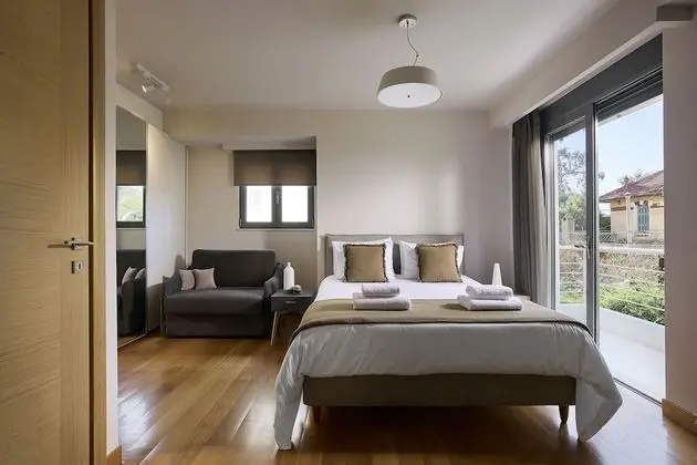 Magnolia - Elaia Luxury Ground Floor Condo with Private Pool and Garden