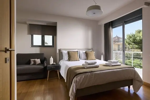 Magnolia - Elaia Luxury Ground Floor Condo with Private Pool and Garden