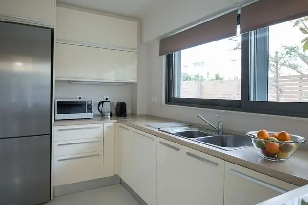 Magnolia - Elaia Luxury Ground Floor Condo with Private Pool and Garden