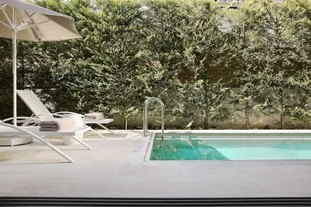 Magnolia - Elaia Luxury Ground Floor Condo with Private Pool and Garden