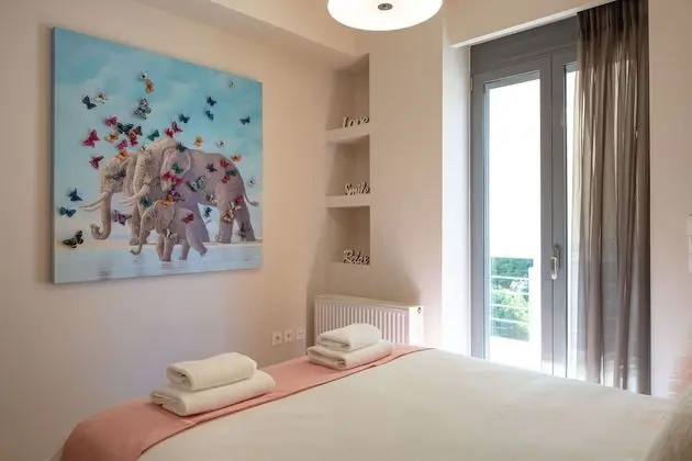 Saffron - Elaia Luxury Top Floor Condo with Private Pool