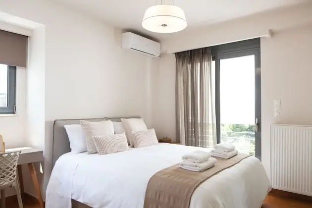 Saffron - Elaia Luxury Top Floor Condo with Private Pool