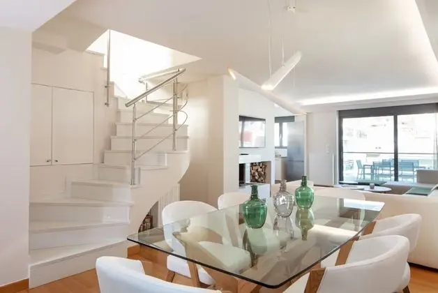 Saffron - Elaia Luxury Top Floor Condo with Private Pool