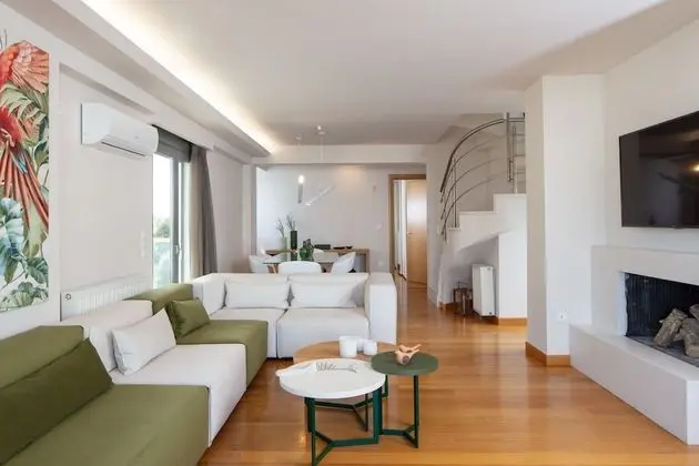 Saffron - Elaia Luxury Top Floor Condo with Private Pool