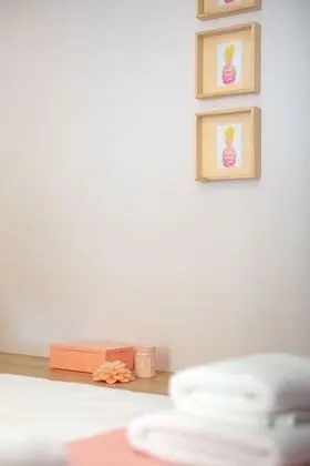 Saffron - Elaia Luxury Top Floor Condo with Private Pool