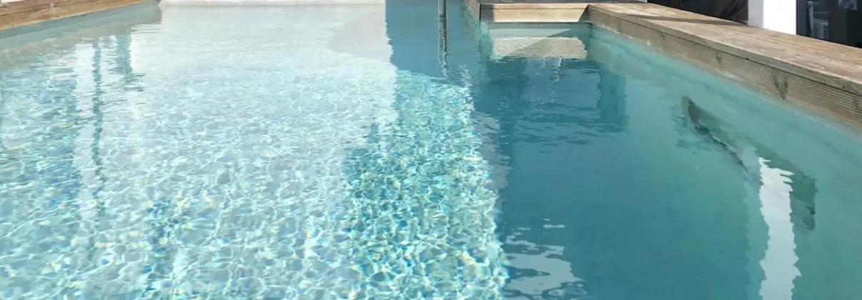 Saffron - Elaia Luxury Top Floor Condo with Private Pool