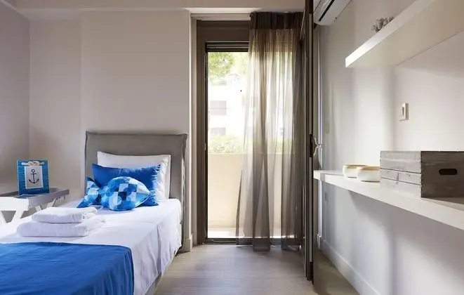 Rosemary - Elaia Luxury Top Floor Suite with Sea View