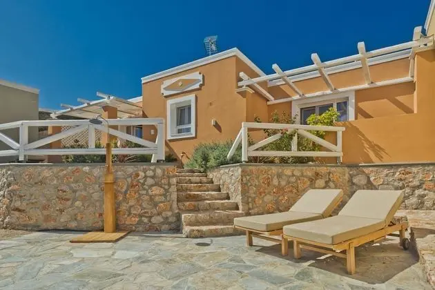 Villa (Levanta)
