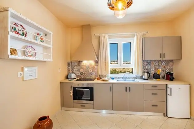 Villa (Liotrivi)