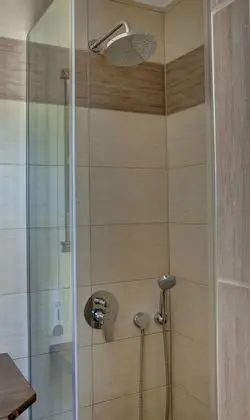 Tek Büyük Yataklı Oda, Dağ Manzaralı (Ladainia)