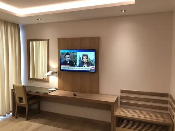 Comfort Tek Büyük Yataklı Oda, Engellilere Uygun, Şehir Manzaralı