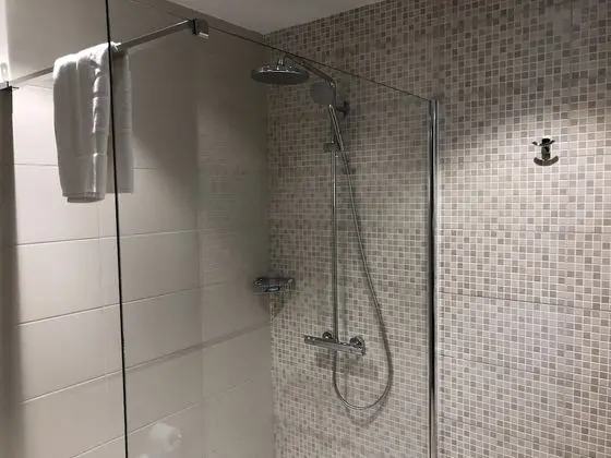 Comfort Tek Büyük Yataklı Oda, Engellilere Uygun, Şehir Manzaralı