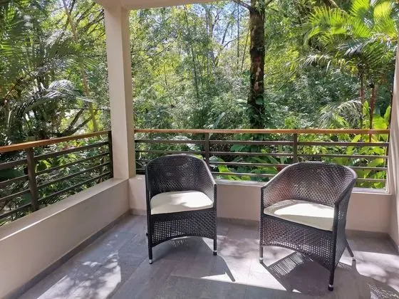 2 Bedroom Residence Rainforest View