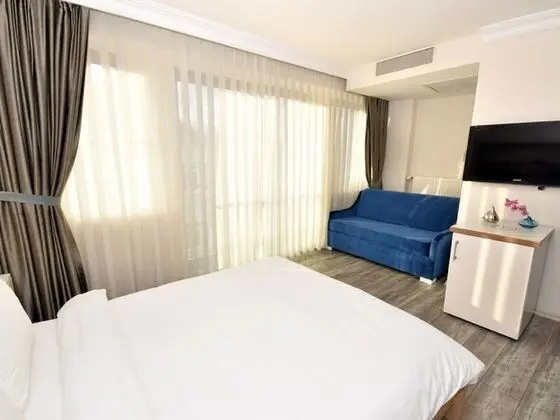 Deluxe Büyük Yataklı Tek Kişilik Oda