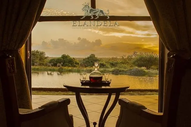 Honeymoon Süit, Göl Manzaralı