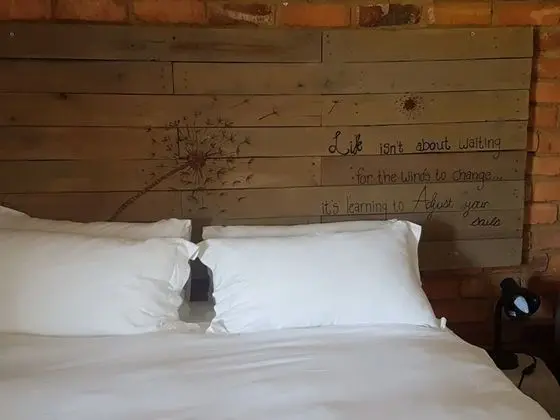 Üç Kişilik Oda