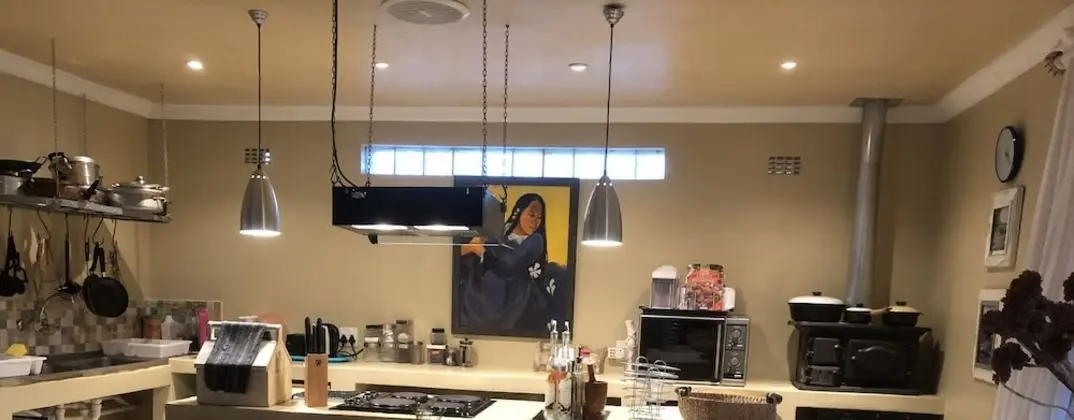 Ev