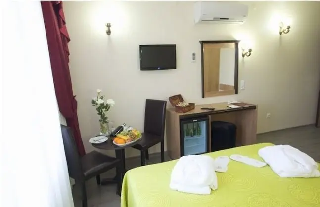 Çift Kişilik, Dağ Manzaralı, Balkonlu