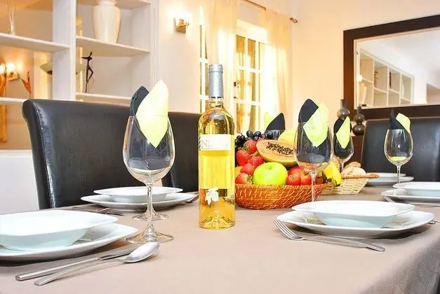 Villa, 5 Yatak Odası, Kişiye Özel Havuzlu