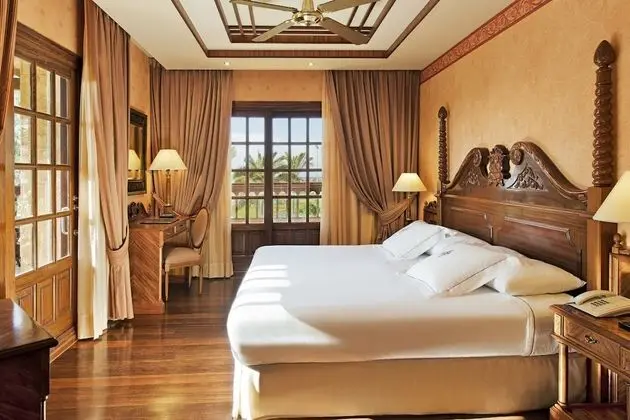 Süit, Golf Manzaralı (3 adults)